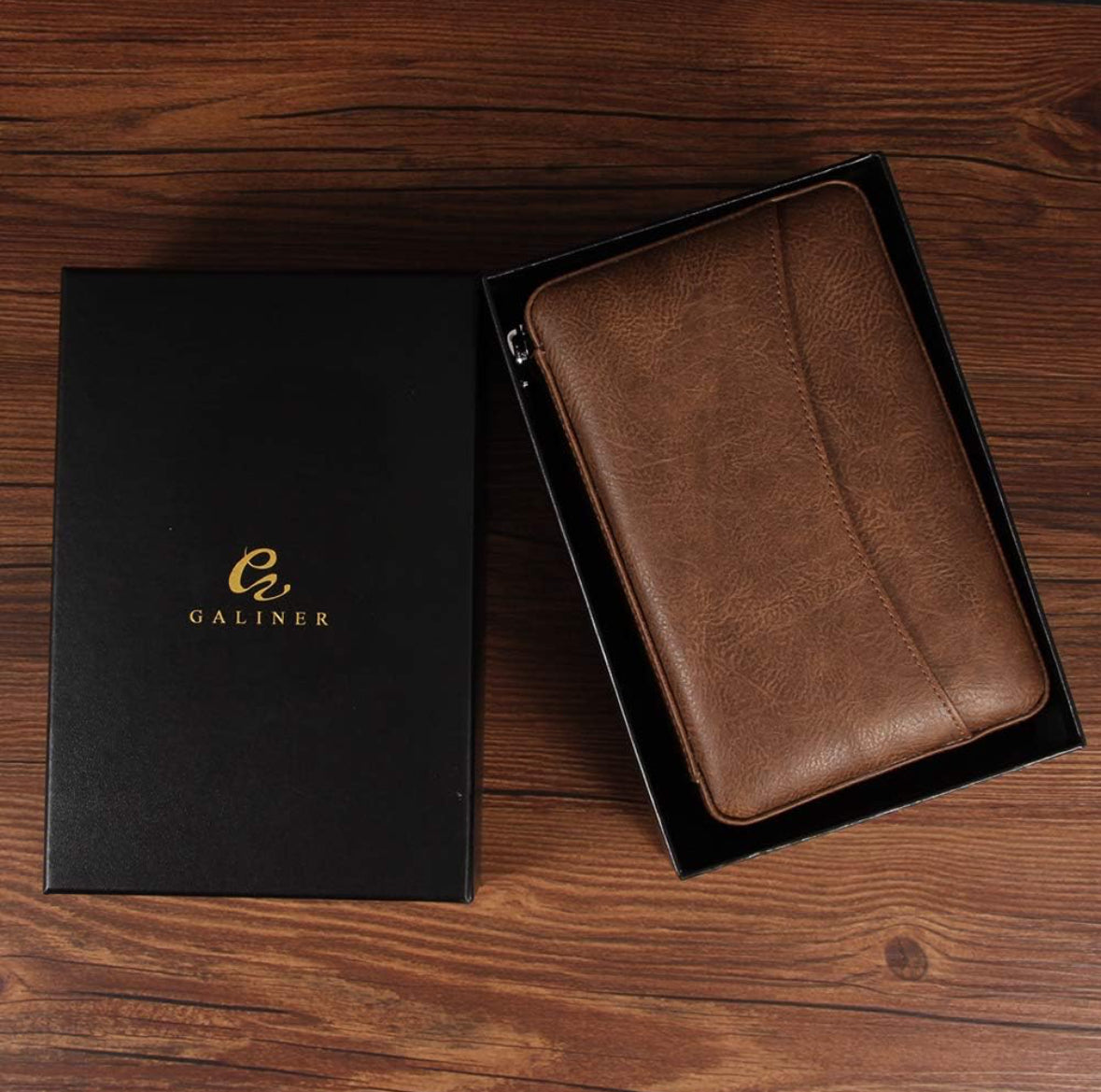 Leather travel Humidor Brown