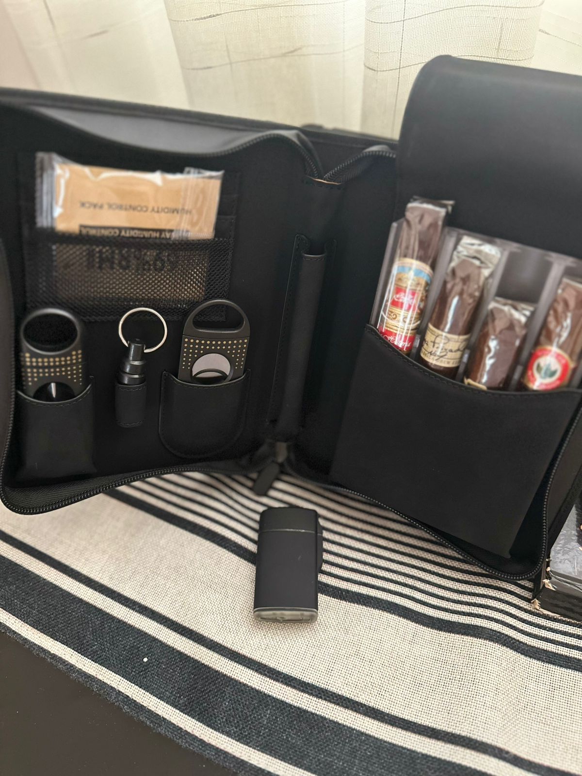 Travel Cigar  CASE Humidor  Leather