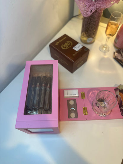 Bamboo & Whale Cigar humidor Pink