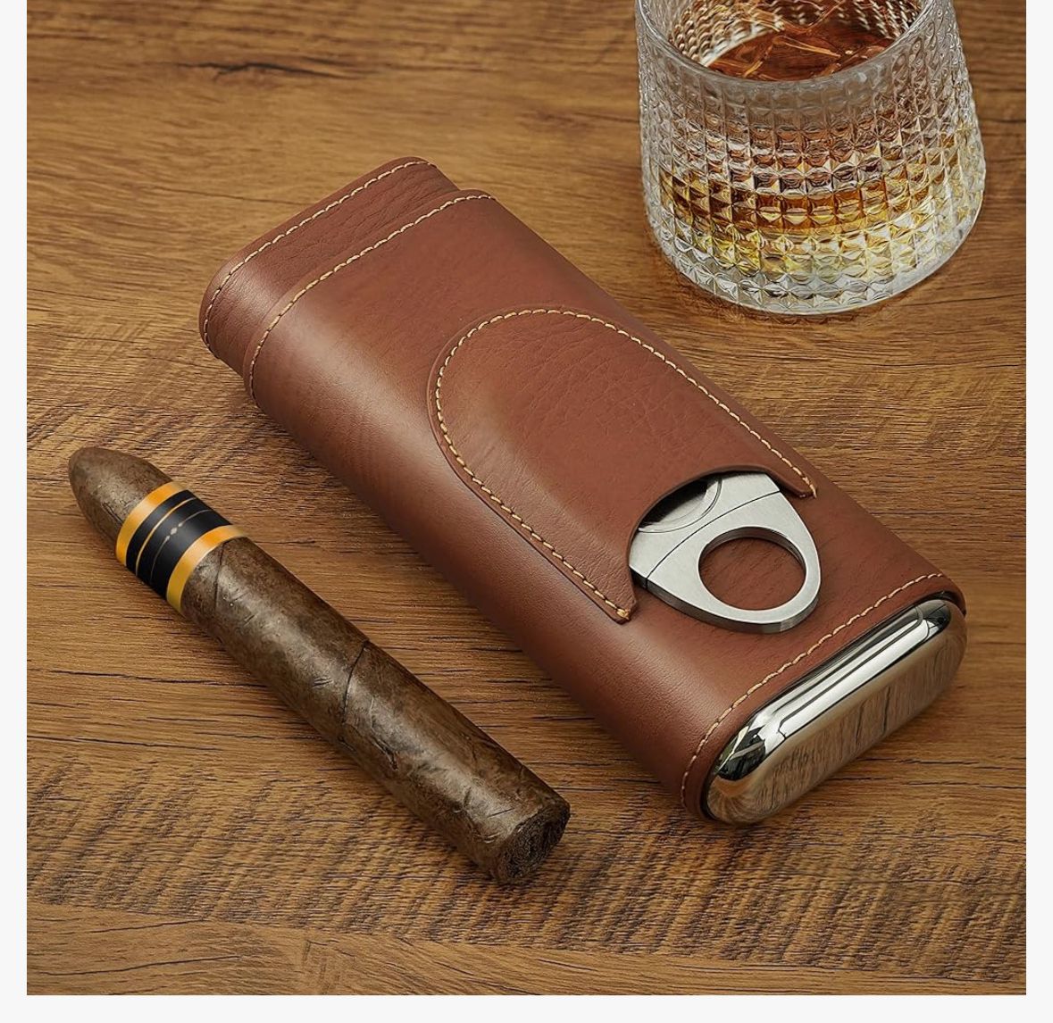 Brown case for 3 cigars